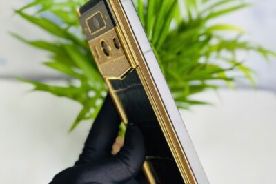 Meta Vertu 2 Alligator full Diamonds gold 99% fullbox