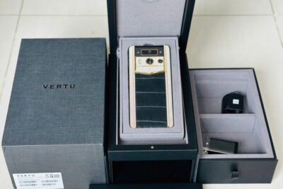Meta Vertu 2 Alligator full Diamonds gold 99% fullbox