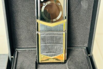 Vertu Iron flip gold Alligator Black 99% fullbox trùng imei