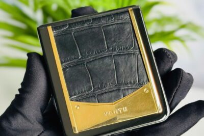 Vertu Iron flip gold Alligator Black 99% fullbox trùng imei