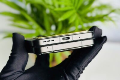 Vertu Iron flip gold carbon gold 99% fullbox trùng imei