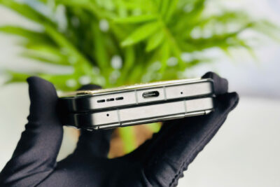 Vertu Iron flip diamonds gold black 99% fullbox trùng imei