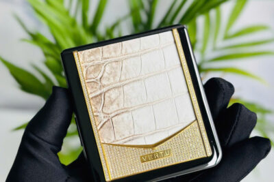 Vertu Iron flip diamonds gold himalaya 99% fullbox trùng imei