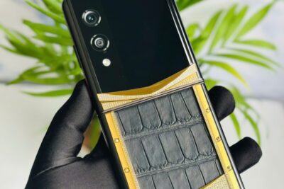 Vertu Quantum Diamonds gold Alligator Black – 1TB fullbox
