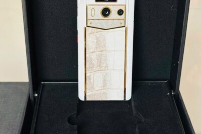 Vertu Meta 2 diamond gold himalaya 99% fullbox