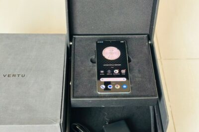 Vertu Meta 2 diamond gold himalaya 99% fullbox
